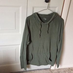 Long sleeve hooded shirt